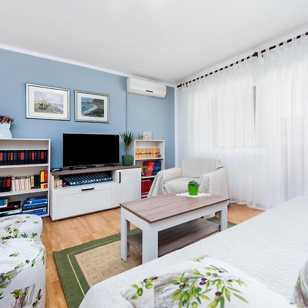 Apartman Oly Rovinj Luaran gambar