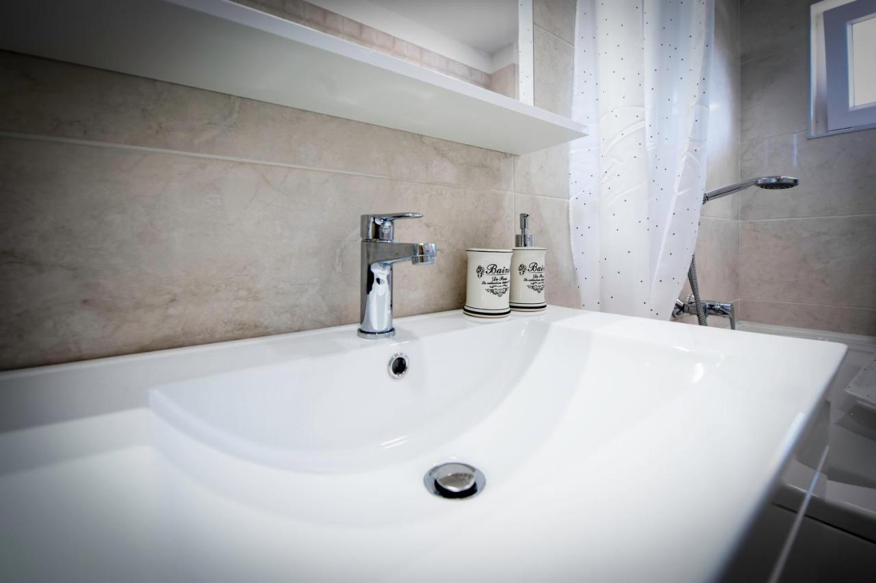 Apartman Oly Rovinj Luaran gambar